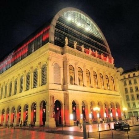 M: Studio En Plein Centre De Lyon Daire Dış mekan fotoğraf